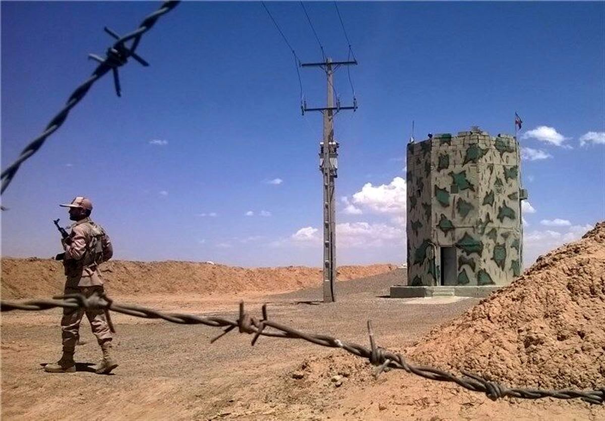 دو تن از بسیجیان سراوان صبح امروز حین عزیمت به منزل توسط عوامل تروریستی به شهادت رسیدند.