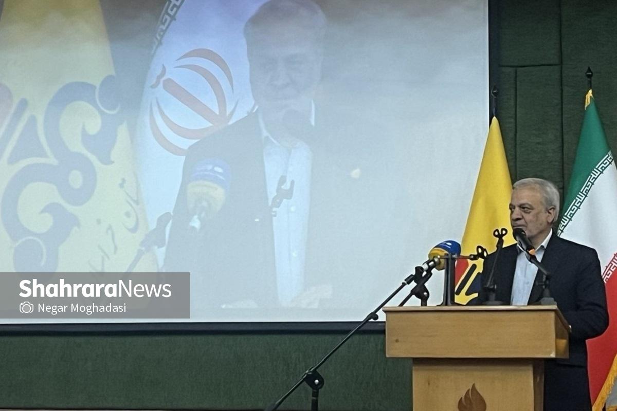 مشاور مدیرکل آموزش و پرورش خراسان رضوی گفت: بخاری‌های نفتی مدارس سراسر استان جمع‌آوری شده و گاز به مدارس سراسر استان رسیده است.