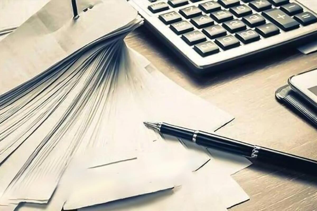 مدیرکل امور مالیاتی استان خراسان رضوی گفت: بررسی حساب‌های بانکی در برخی صندوق‌های قرض‌الحسنه استان منجربه کشف و شناسایی فرار مالیاتی ۶۹۷ نفر از مشتریان صندوق‌های قرض‌الحسنه فاقد ثبت‌نام در سامانه مالیاتی کشور شد.