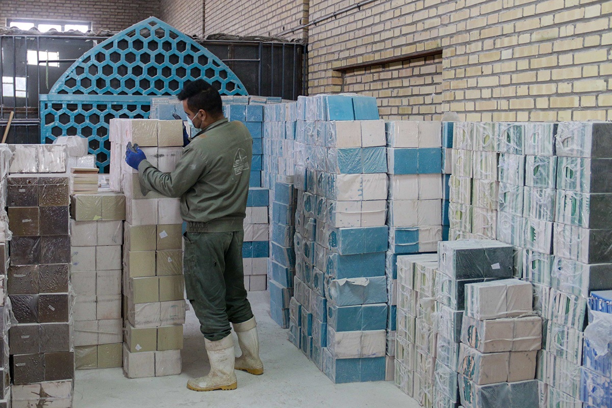 دبیر جشنواره اعطای نشان اقتصاد مقاومتی خراسان رضوی گفت: جشنواره اعطای نشان اقتصاد مقاومتی ۲۹ بهمن در روز اقتصاد مقاومتی برگزار می‌شود، متقاضیان می‌توانند از طریق پایگاه‌های بسیج، بسیج کارخانجات، دبیرخانه و شهرک‌های صنعتی اعلام آمادگی کنند.