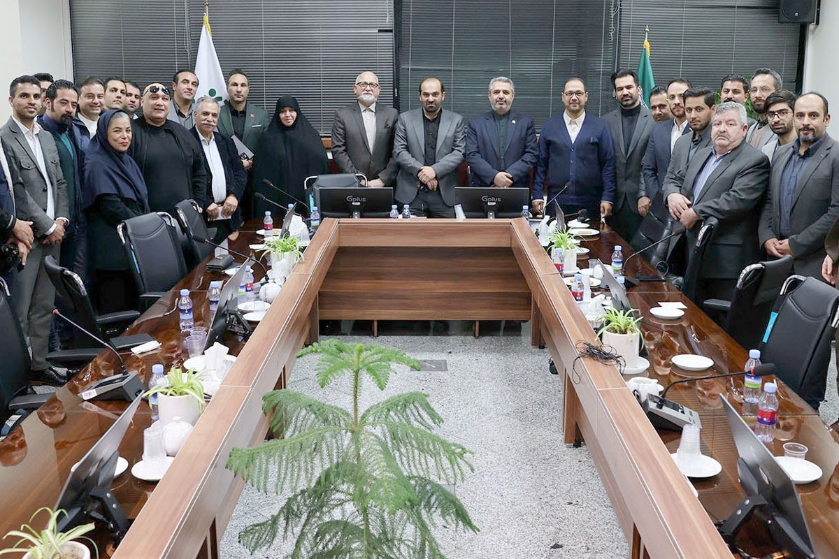هم‌اندیشی و تبادل‌نظر با اقشار مختلف برنامه‌ای است که در رویکرد سال چهارم مدیریت شهری با برگزاری نشست‌های مختلف توسط رئیس و اعضای شورای اسلامی شهر مشهد دنبال می‌شود.
