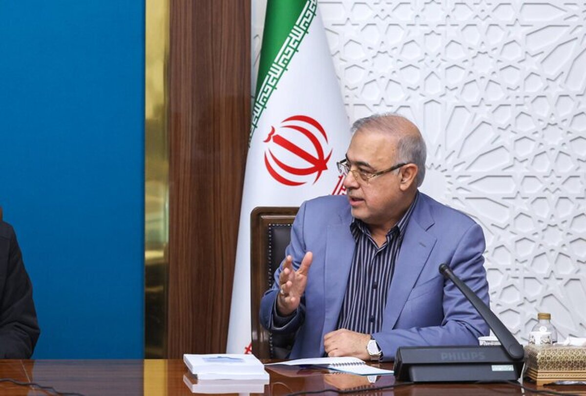 با تصویب اعضای هیئت دولت محمد آشوری تازیانی به عنوان استاندار هرمزگان منصوب شد.