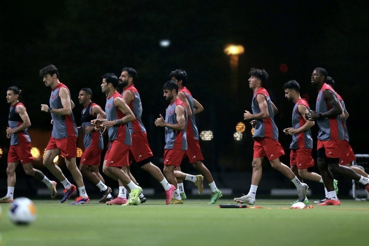 اعضای تیم فوتبال پرسپولیس تا بازی با الشرطه عراق در هفته ششم مرحله گروهی لیگ نخبگان آسیا، در شهر دوحه قطر می‌مانند.