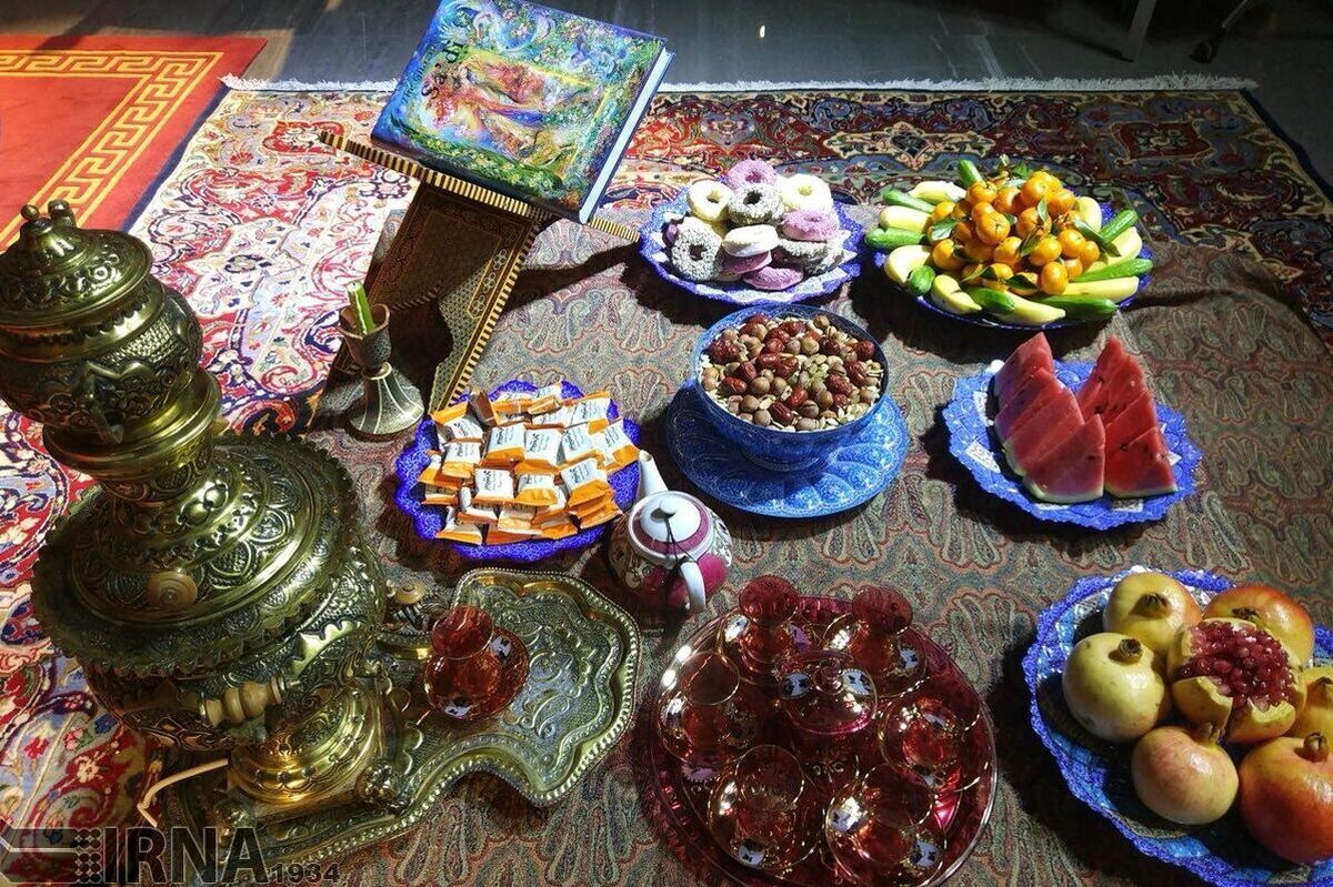مدیرکل دفتر بهبود تغذیه جامعه وزارت بهداشت، درمان و آموزش پزشکی گفت: پرخوری در شب یلدا علاوه بر اختلالات سوءهاضمه به دلیل اضافه دریافت انرژی می‌تواند منجر به اضافه وزن و چاقی شود.