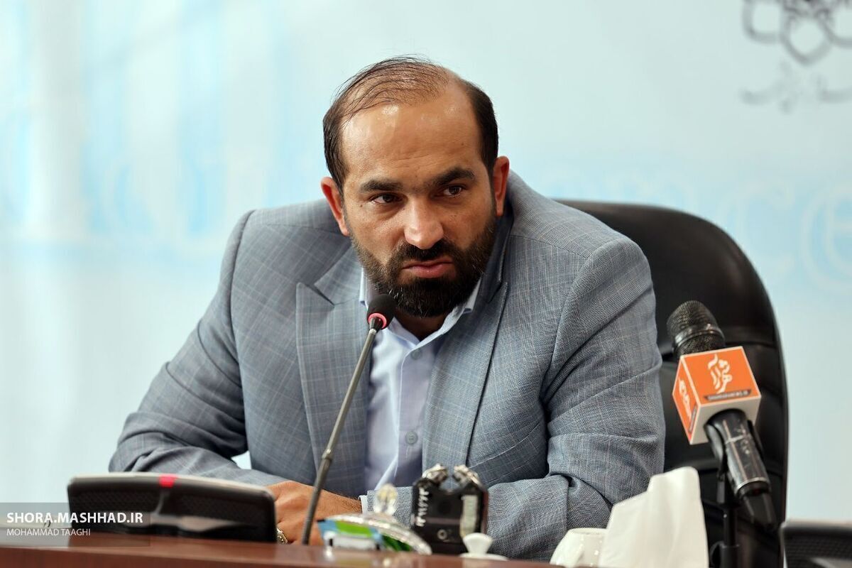 رئیس شورای اسلامی مشهد مقدس گفت: گسترش سفره‌های افطاری ساده در میان جمع علاوه بر تاکید شرع مقدس، همدلی و نشاط اجتماعی میان مردم را افزایش می‌دهد.