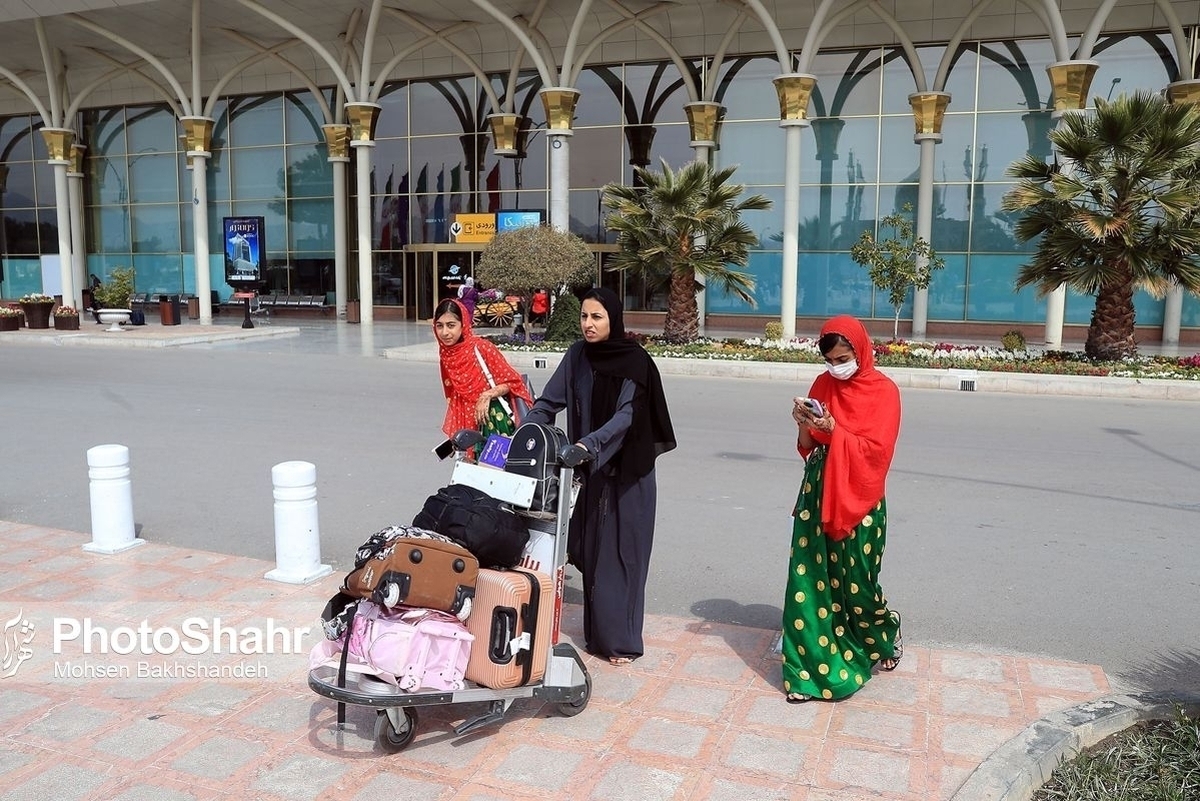 ورود بیش از ۴ میلیون و ۳۰۰ هزار زائر و مسافر به خراسان رضوی