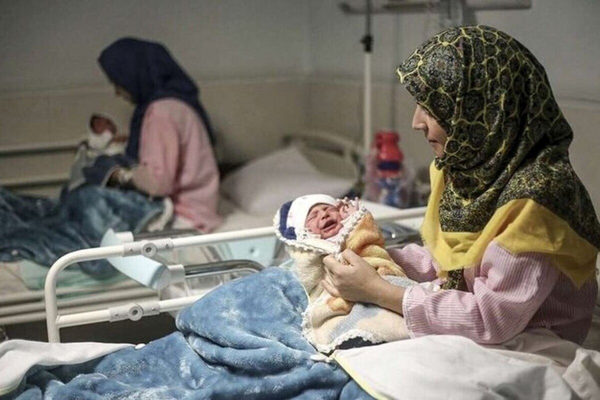 به گفته سرپرست اداره کل تعاون، کار و رفاه اجتماعی خراسان‌شمالی، کمک هزینه خرید بسته‌های بهداشتی و سبد غذایی برای ۲۶ هزار مادر باردار نیازمند در این استان واریز شد.
