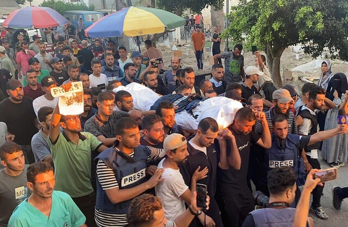 وزارت بهداشت غزه امروز (سه‌شنبه) از شهادت و زخمی شدن ۲۲۵ فلسطینی طی ۲۴ ساعت گذشته و افزایش شمار شهدای نسل‌کشی جنگ به بیش از ۵۰ هزار تن خبر داد.