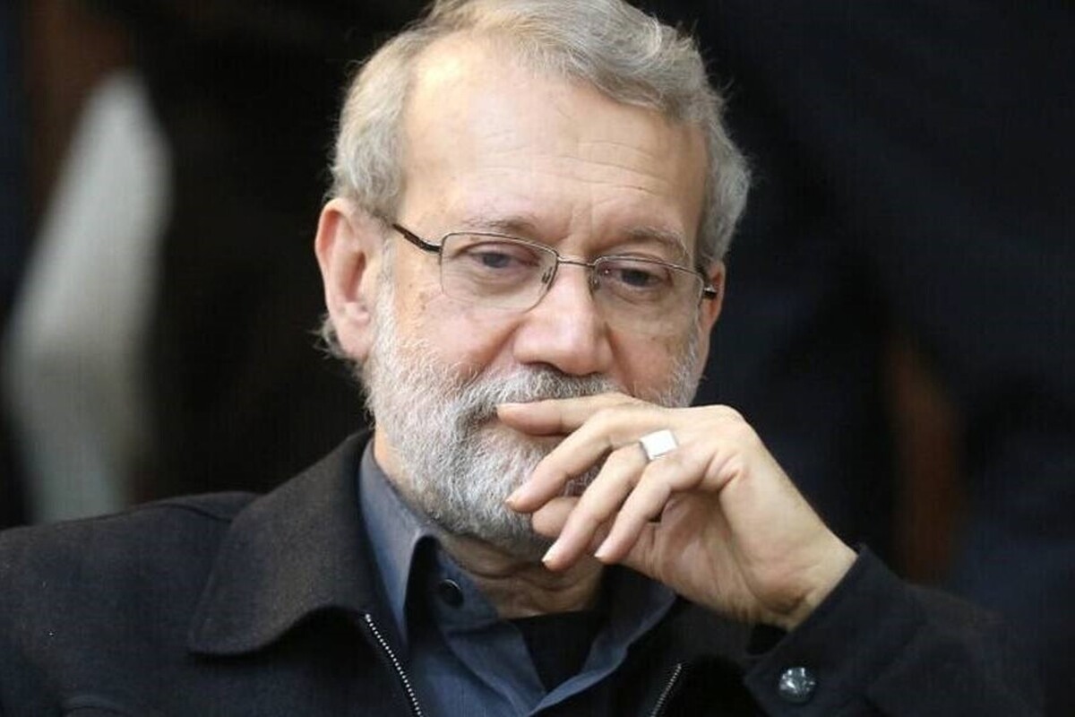 مشاور رهبر انقلاب تاکید کرد که دونالد ترامپ می‌گوید صلح‌طلب است، پس نباید از تهدید و جنگ سخن بگوید.