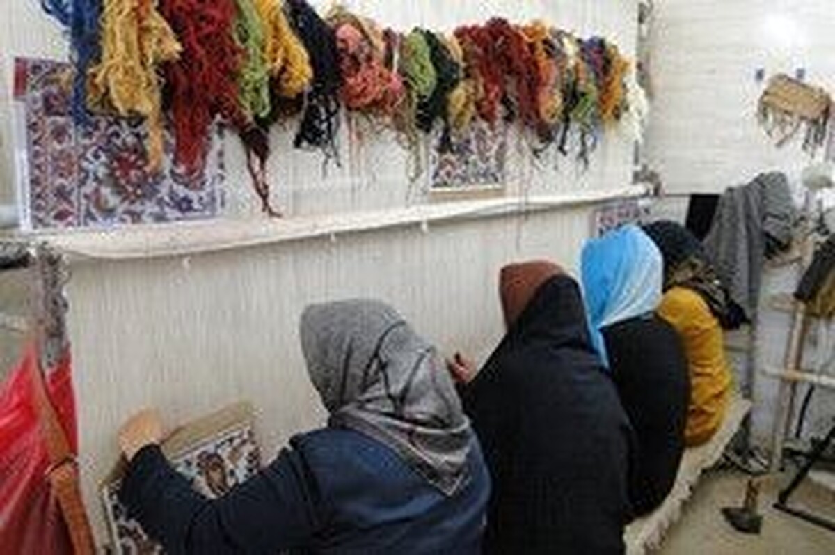 توسعه کسب‌وکار‌های زنان سرپرست‌خانوار، با اعتبار ۶۰ هزار میلیارد تومان در سال ۱۴۰۳