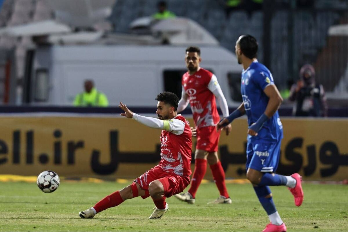 باشگاه پرسپولیس از پوستر دیدار این تیم مقابل استقلال خوزستان رونمایی کرد.