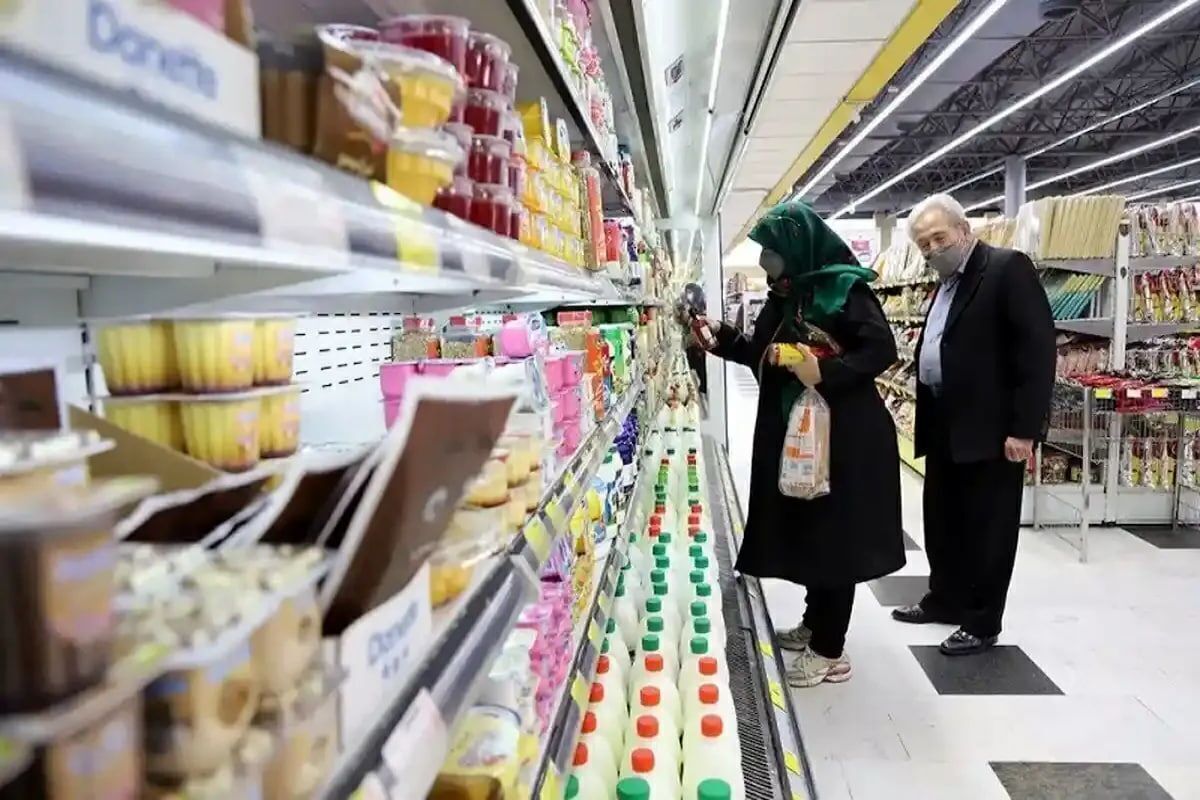 سخنگوی ستاد کالابرگ الکترونیکی با بیان اینکه ۵۵ میلیون نفر از مرحله نخست طرح کالا برگ استفاده کردند گفت: مرحله دوم کالا برگ الکترونیک از ۱۳ فروردین امسال برای سرپرستان خانواده‌ها شارژ شده است.