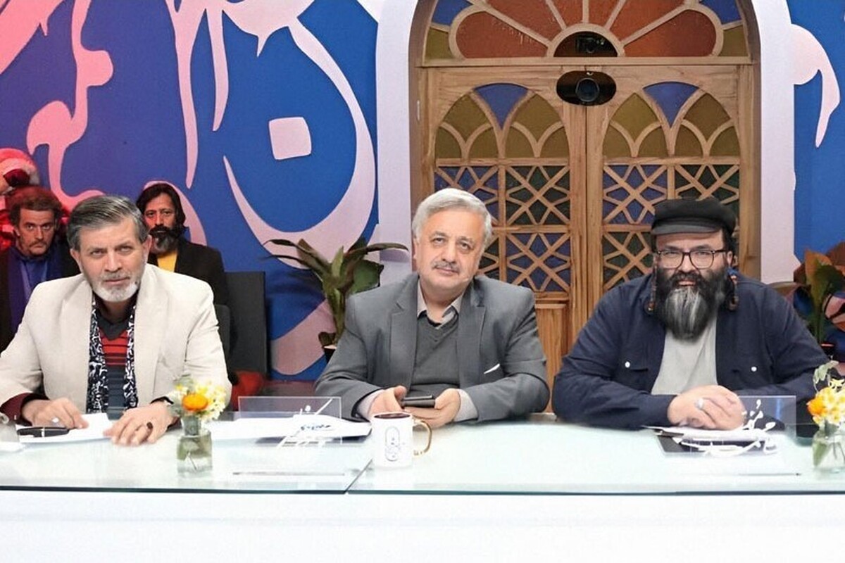 آخرین فصل از «سرزمین شعر»، که ویژه ایام ماه رمضان از تلویزیون پخش می‌شد، همین چند روز پیش به پایان رسید.