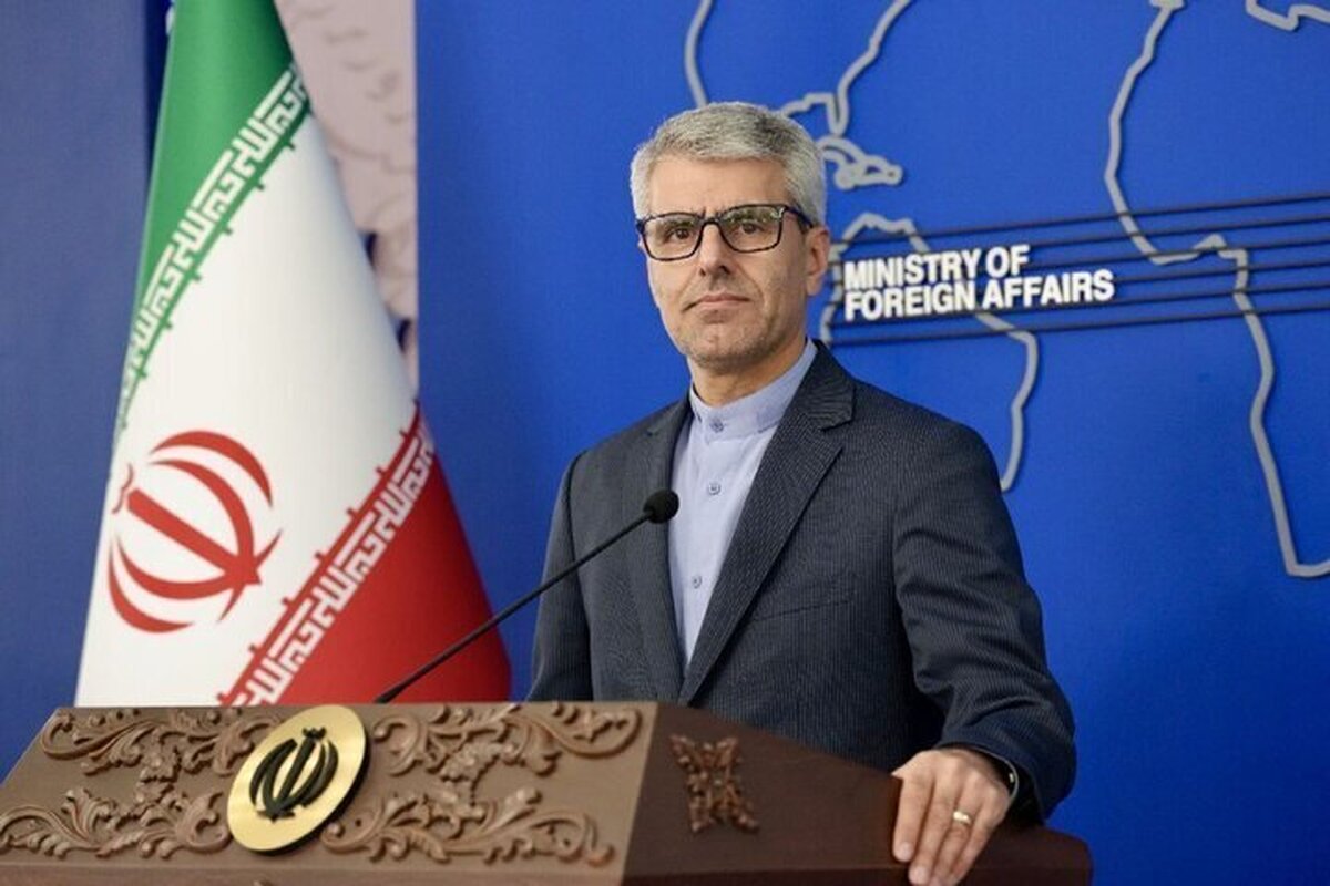 سخنگوی وزارت امور خارجه در واکنش به عدم اجرای حکم بازداشت مقام‌های صهیونیستی از سوی اتحادیه اروپا، اعلام کرد که اروپا به اصل حاکمیت قانون بی‌حرمتی می‌کند.