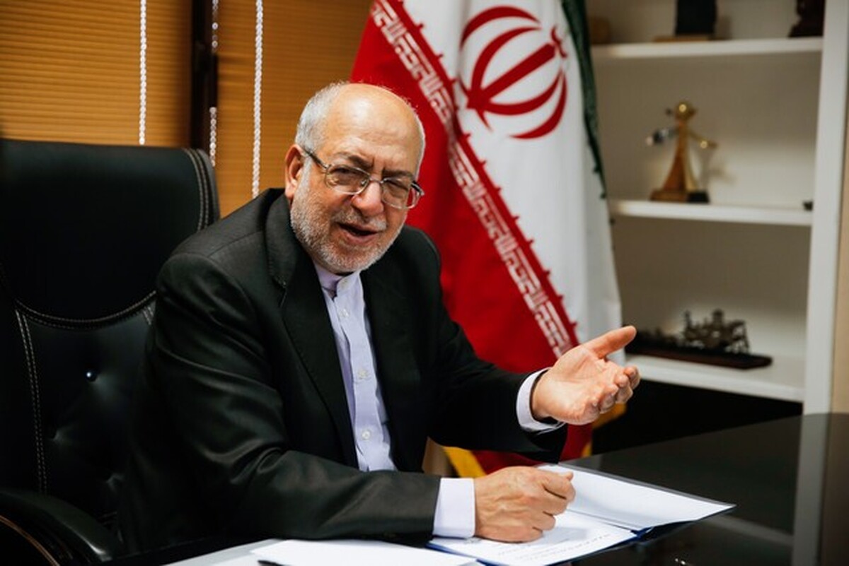 اتابک وزیر صمت، در حکمی محمدرضا نعمت زاده را مجددا به عنوان مشاور عالی خود منصوب کرد.