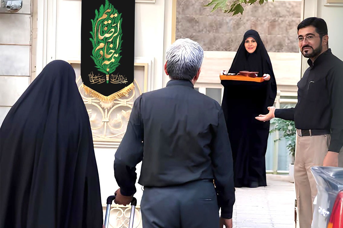 مشهدی‌ها و مجاوران امام رئوف (ع) که بیش از هر کس، خود را ﻧمک پرورده و مرهون الطاف ایشان می‌بینند، به پاس توفیق همجواری، به صورت شخصی یا در قالب پویش‌های مردمی پای کار می‌آیند و از هر فرصتی برای خدمت به زائران امام بهره می‌برند.