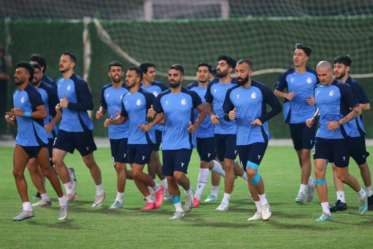 سه بازیکن تیم فوتبال استقلال به دلیل مصدومیت در دیدار برابر فولاد خوزستان در هفته بیست‌وششم لیگ برتر نمی‌توانند آبی‌پوشان را همراهی کنند.