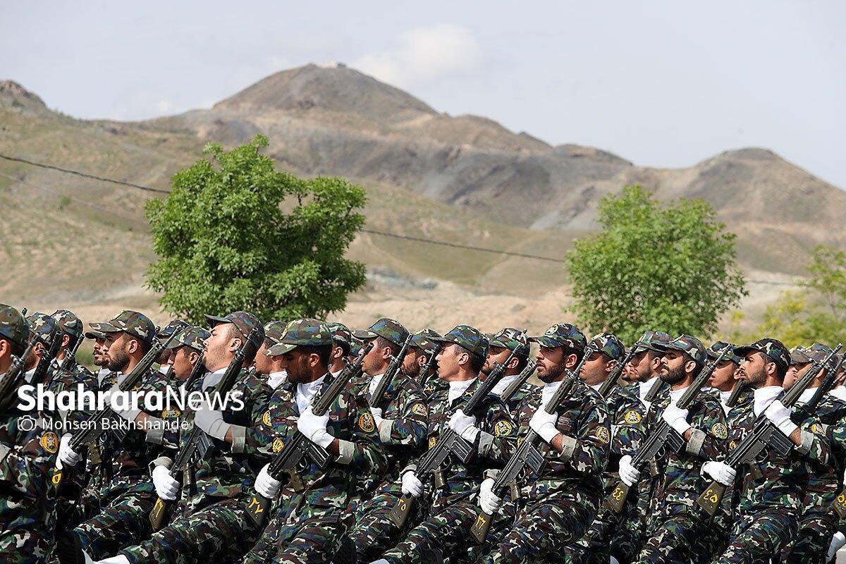 معاون روابط عمومی و رسانه ارتش جمهوری اسلامی ایران گفت: به مناسبت روز ارتش و حماسه آفرینی‌های نیروی زمینی قهرمان، برنامه‌های متنوع فرهنگی، رسانه‌ای و تبلیغی و رژه سراسری یگان‌های ارتش جمهوری اسلامی ایران در تهران و سایر مراکز استان‌ها انجام خواهد شد.