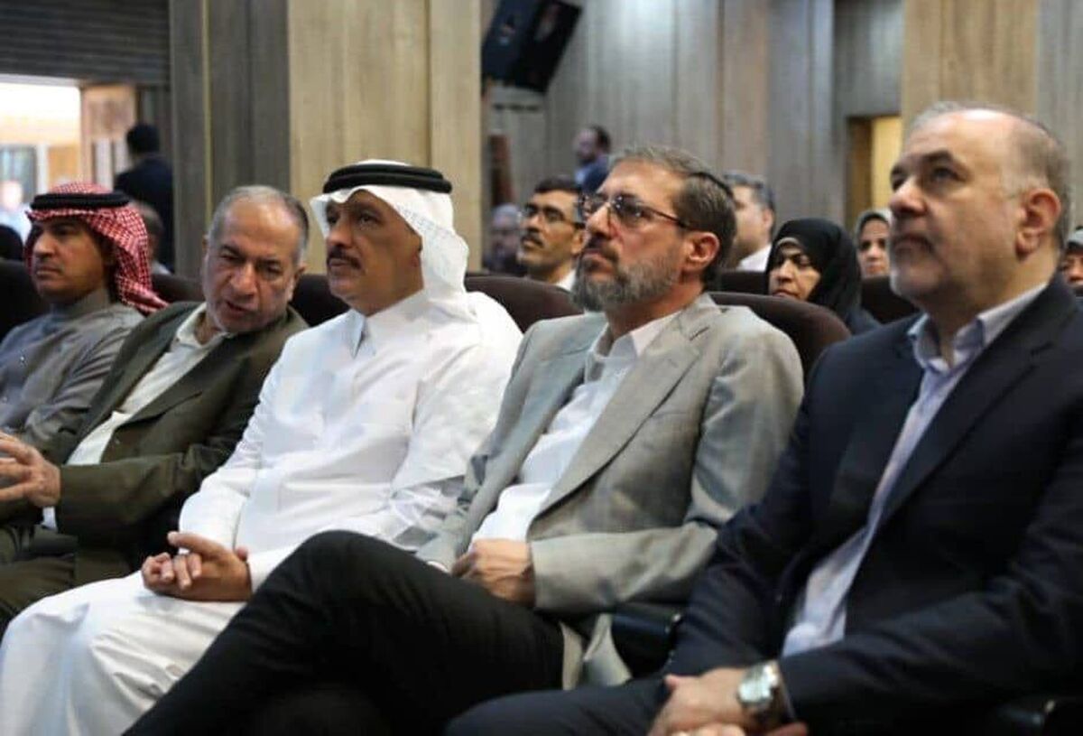 سفیر کشور عربستان سعودی با دعوت رئیس سازمان حج کشورمان ضمن بازدید از روند کلاس‌های آموزشی زائران ایران و تقدیر از برنامه‌های در دست اجرا گفت: عربستان و ایران دو ملت مسلمان و دوست هستند و تلاش دولت ما و وزارت حج سعودی بر این مسئله معطوف است که بتوانیم میزبانی خوبی برای زائران بیت‌الله از سراسر کشور‌های اسلامی داشته باشیم.