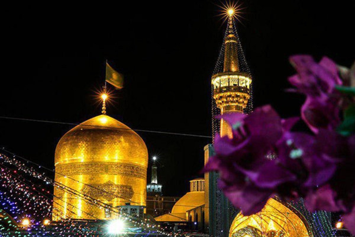 معاون اجرایی مرکز رسیدگی به امور مساجد استان‌های خراسان از اجرای طرحی ویژه برای میزبانی از ۱۵۰۰ زائراولی در آستانه دهه کرامت، خبر داد و گفت: زائرانی از خراسان‌های شمالی و جنوبی و دیگر شهرهای خراسان رضوی، به مشهد مقدس اعزام و در مساجد مشهد از اسکان و اطعام رایگان برخوردار می‌شوند.