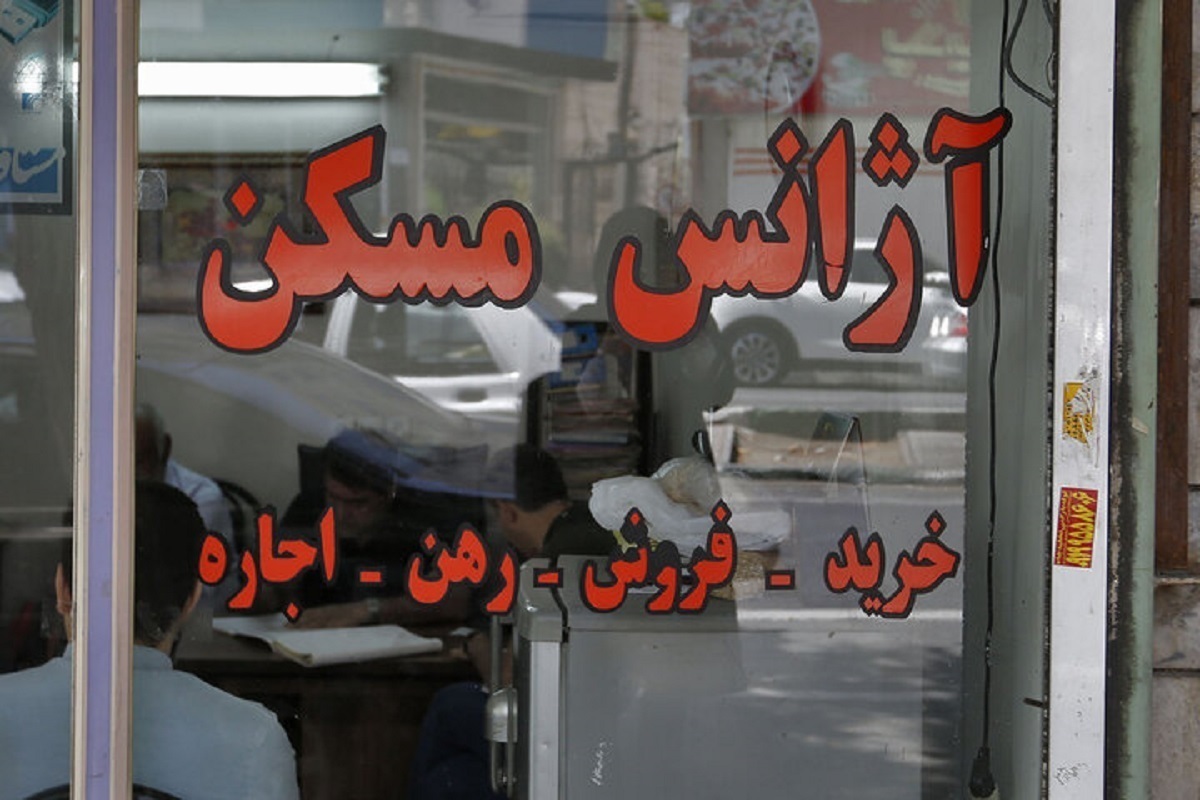 فرزانه صادق، وزیر راه و شهرسازی، گفت: مصوب شد وزارت راه و شهرسازی برخی واحدهای ساخته‌شده را طبق ضوابط بخرد و به بازار اجاره بیاورد.