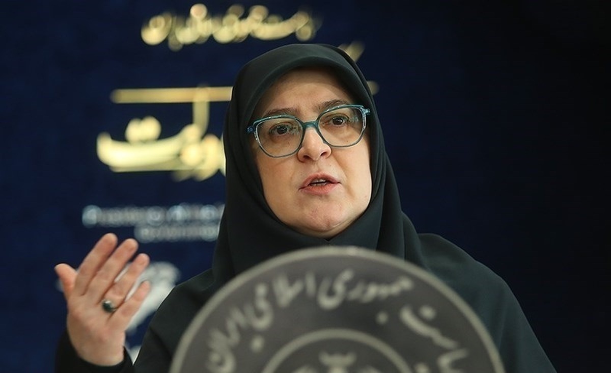 سخنگوی دولت تلاش برخی برای نسبت‌دادن نوسانات ارزی به دولت را در جهت پوشاندن تحلیل‌های غلط قبلی آنان دانست و تأکید کرد: دولت از افزایش قیمت دلار سود نمی‌برد.