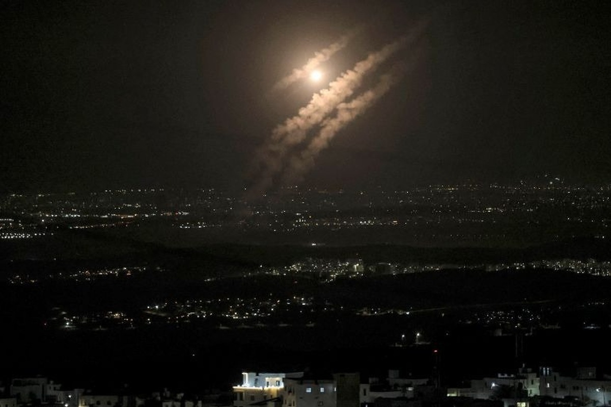 جزئیاتی از عملیات تاریخی وعده صادق یک که در تاریخ ۲۵ فروردین ۱۴۰۳ توسط سپاه پاسداران انقلاب اسلامی انجام شد را اینجا مشاهده کنید.