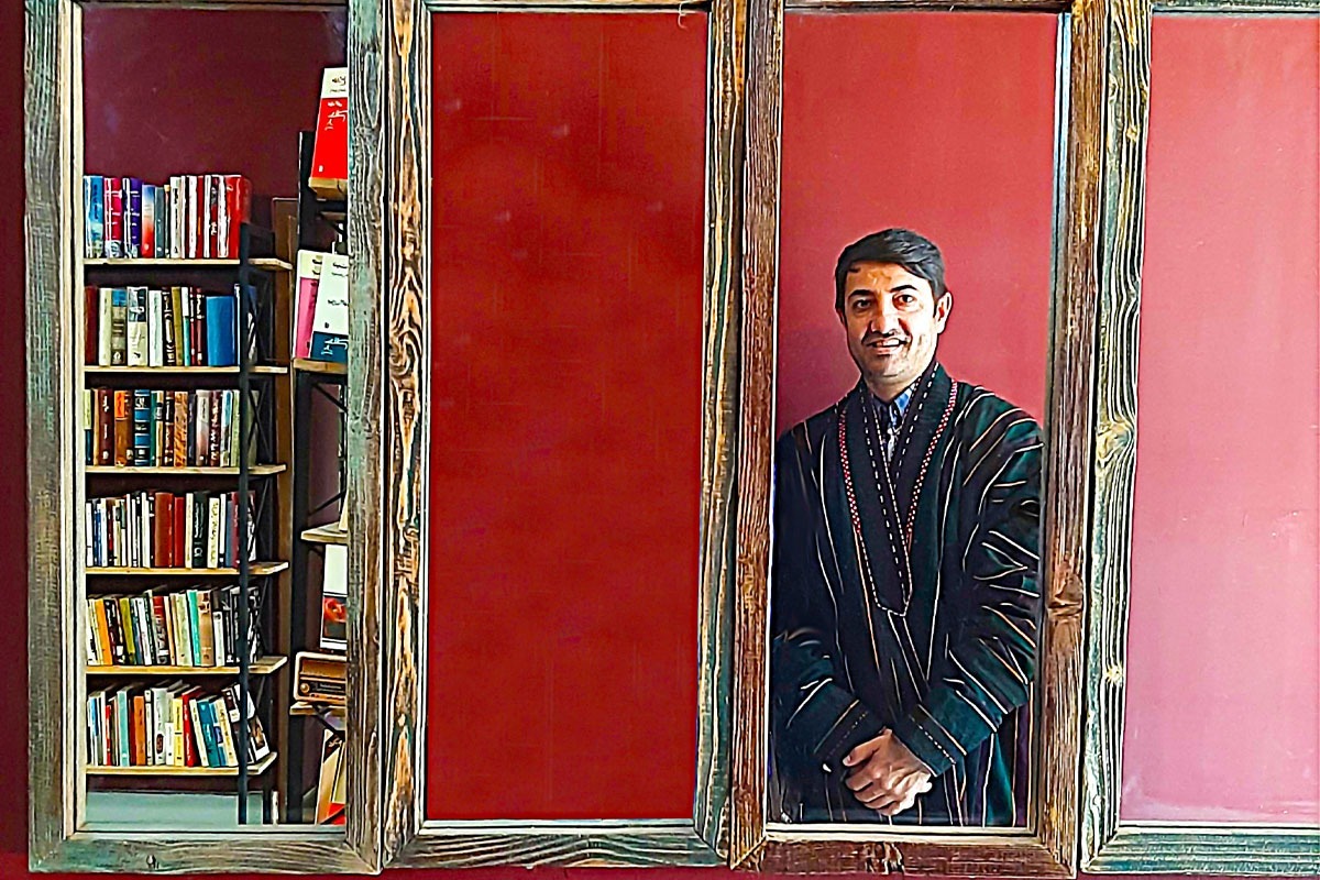 فقط زبان برایمان مانده است | گفت وگو با نجیب بارور، شاعر افغانستانی، درباره نسبت سیاست و فرهنگ در افغانستان