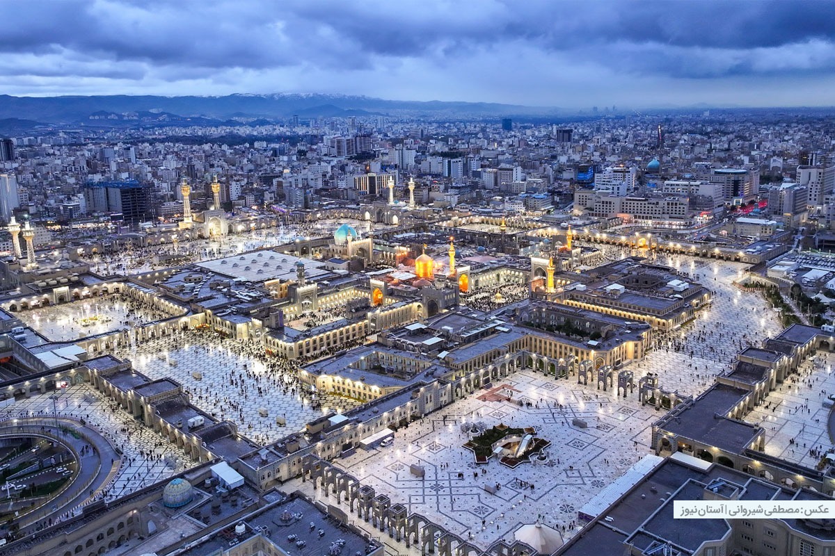 کدامین آسمان دارد از این خورشید پیداتر