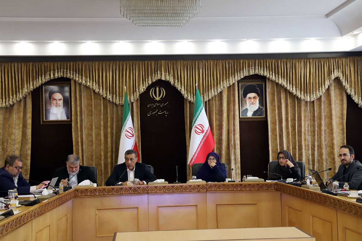 معاون رییس‌جمهور و رئیس سازمان حفاظت محیط زیست گفت: نیازمند پیگیری چالش‌های معاینه فنی خودرو‌ها به عنوان ابزار نظارتی کنترل آلودگی هوا هستیم.