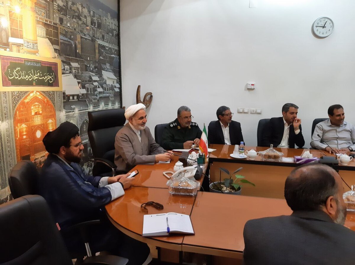 نشست هماهنگی برگزاری کنگره ۱۸۰۰۰ شهید دفاع مقدس خراسان رضوی با حضور معاون فرهنگی، اجتماعی و زیارت استانداری خراسان رضوی برگزار شد.