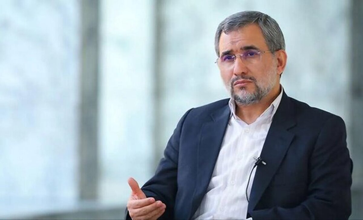 معاون راهبردی و امور مجلس رئیس‌جمهور در جلسه علنی امروز مجلس حضور پیدا کرد.