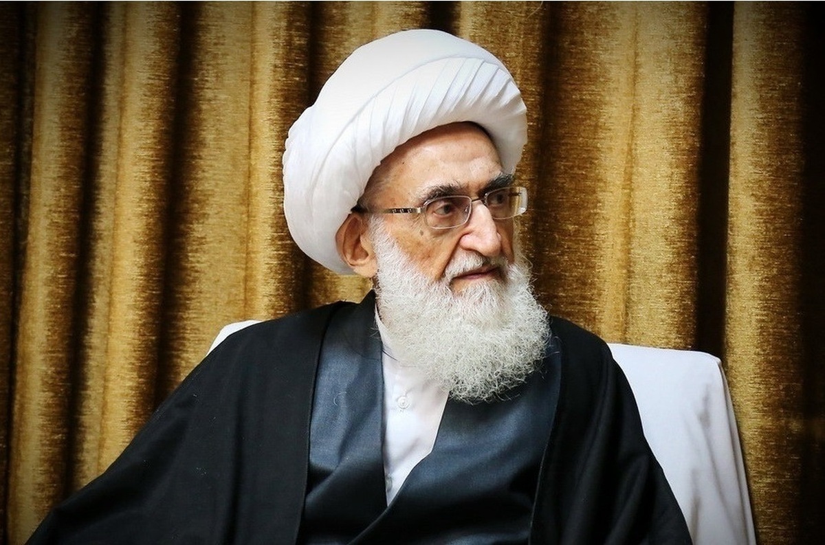 در آستانه عید سعید فطر، دفتر آیت‌الله نوری همدانی، از مراجع عظام تقلید، میزان زکات فطره و کفاره را اعلام کرد.