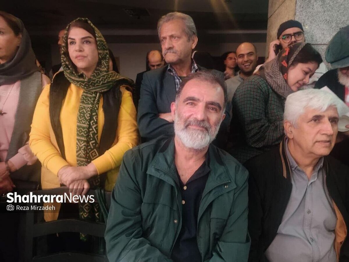 مدیر کانون تخصصی نمایش‌های خیابانی کشور گفت: تقارن ماه مبارک رمضان و نوروز ۱۴۰۴ که برخی آن را ممکن است به عنوان یک چالش قلمداد کنند، در شهرداری مشهد به عنوان یک فرصت دیده شده است.