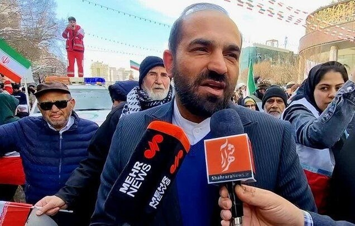 مهدی ناصحی گفت: این حضور دشمن‌شکن نشان‌دهنده آن است که ملت عزیز، غیور و انقلابی ایران پای کار جریان مقاومت ایستاده است و امروز و روز‌های آتی نیز همکاران من همگی پای‌کار هستند تا مردم در کمال، صحت، ایمنی و سلامت به هدف خود برسند و این پیام از جوار امام هشتم‌(ع) به سرتاسر دنیا مخابره شود.