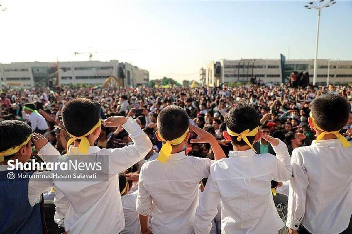رئیس خانه هنرمندان مشهد، از برگزاری اجراهای پاتوقی سرود در قالب جشنواره هنرهای شهری مشهد خبر داد.