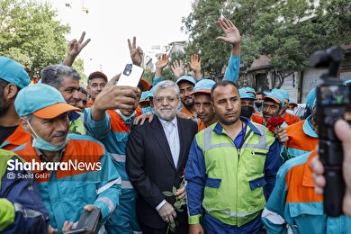 گزارش تصویری | آیین اذن خدمت با حضور نیرو‌های خدمات شهری مشهد (۱۰ اردیبهشت ۱۴۰۴)