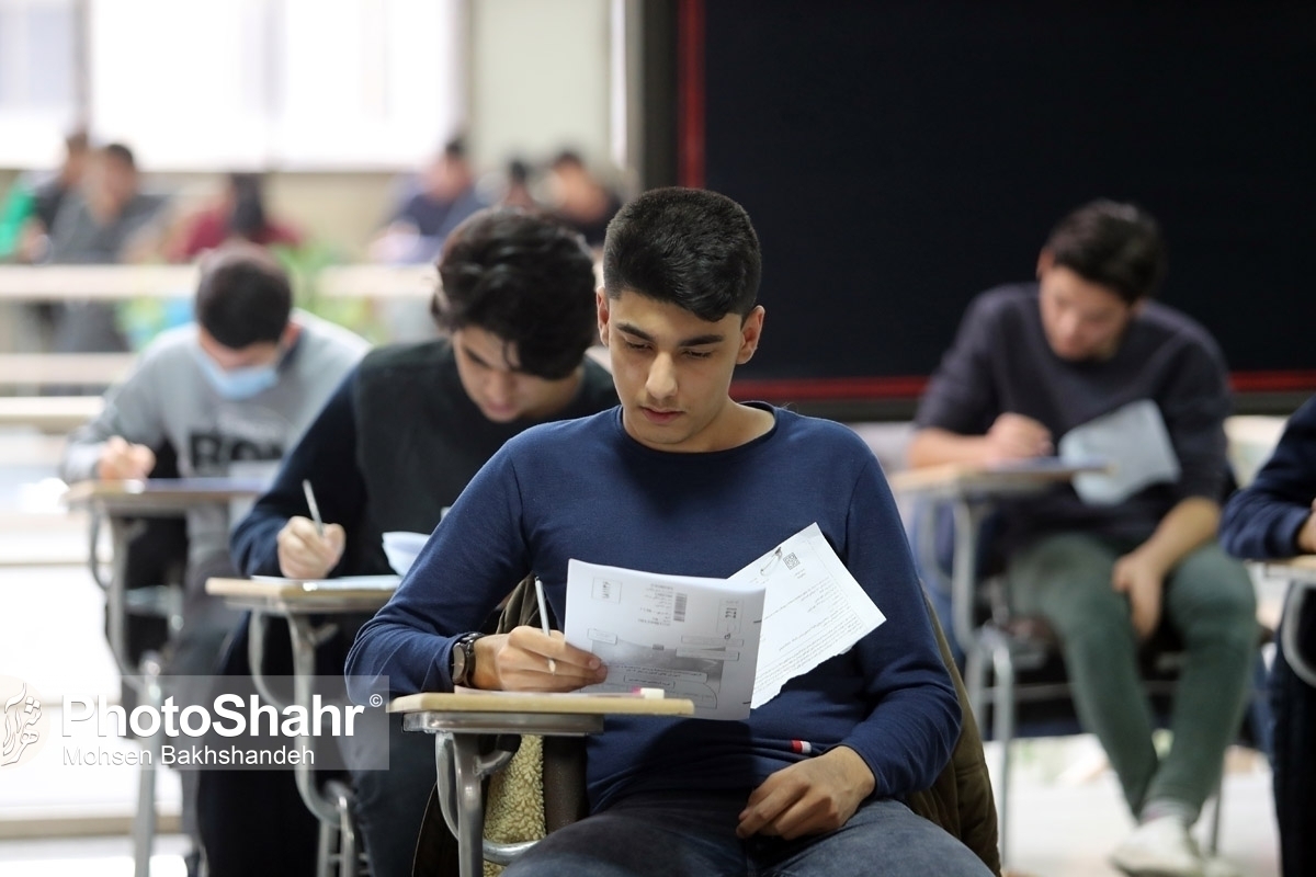 رئیس سازمان سنجش آموزش کشور به جوان‌ترین و مسن‌ترین متقاضیان نوبت اول کنکور ۱۴۰۴ اشاره کرد و افزود: مسن‌ترین فرد کنکور ۷۵ ساله از تهران و جوان‌ترین نیز ۱۳ ساله از شهر کاشان است.
