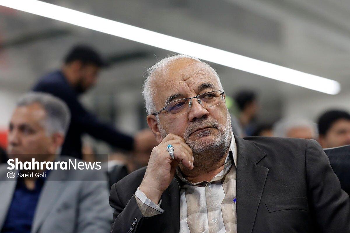 عضو کمیسیون عمران، حمل‌ونقل و ترافیک شورای اسلامی شهر مشهد گفت: ان‌شاءالله در دهه کرامت و در روز دوشنبه (۱۵ اردیبهشت ۱۴۰۴) با حضور رئیس‌جمهور، فاز یک خط سه قطارشهری افتتاح می‌شود و مردم از طریق سه خط به حرم امام‌رضا(ع) مشرف خواهند شد.