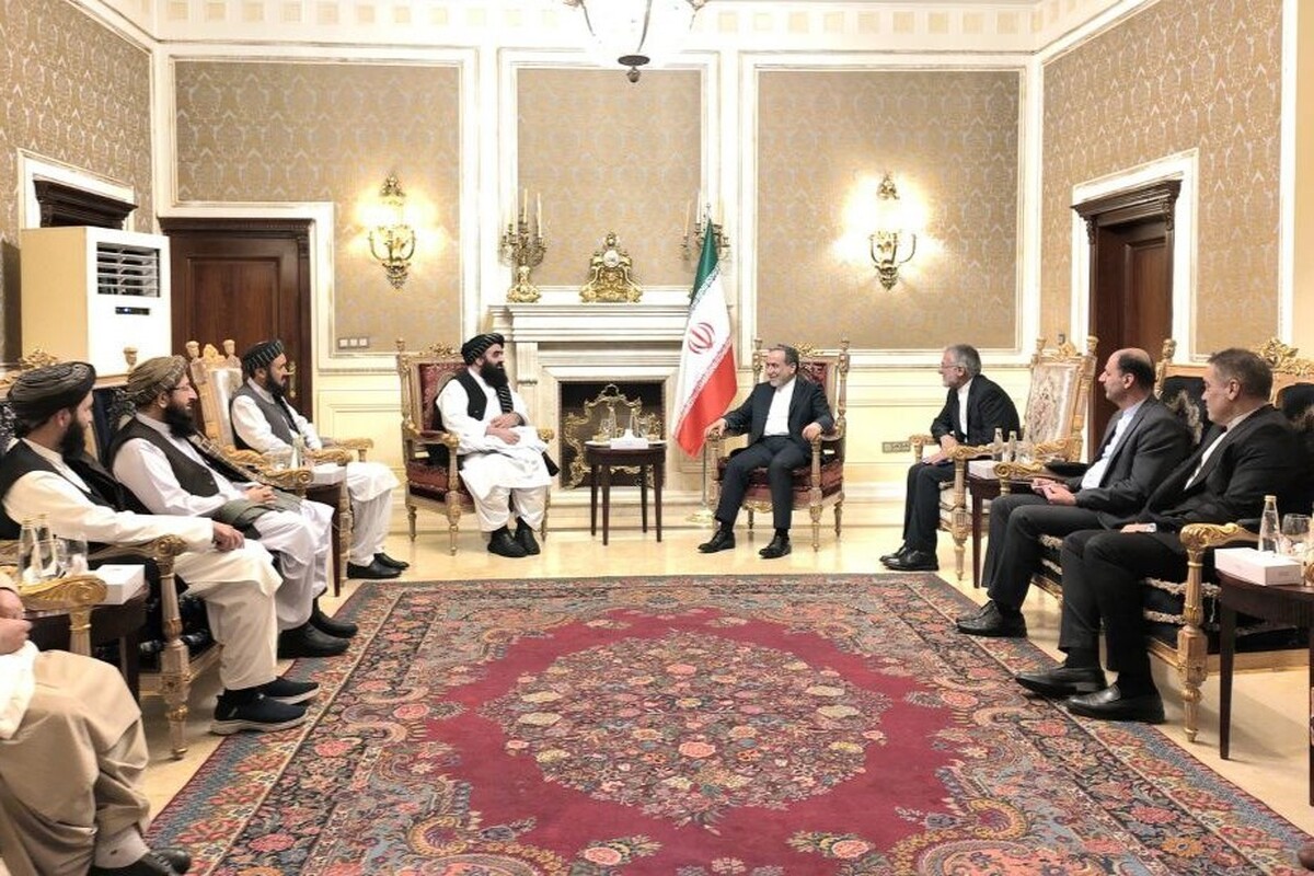امنیت، آب و مهاجران، محور گفت‌وگوی عراقچی با امیرخان متقی