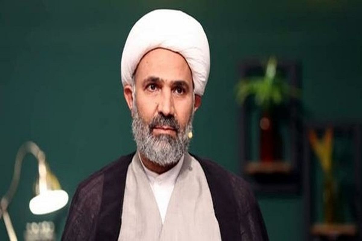 پژمان‌فر: باید مسجد را از نمازخانه صرف خارج کنیم