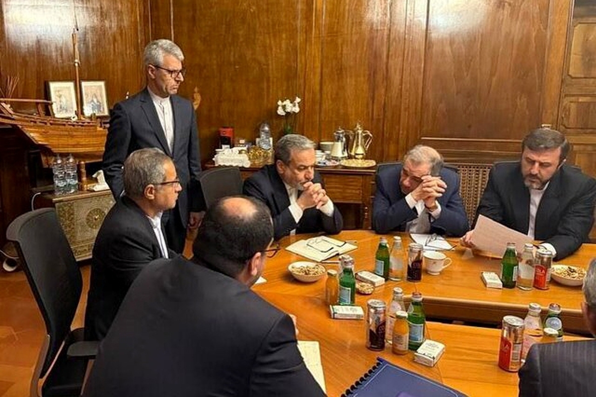 تصاویری از تیم ایرانی در مذاکرات غیرمستقیم با آمریکا در رم ایتالیا منتشر شد.