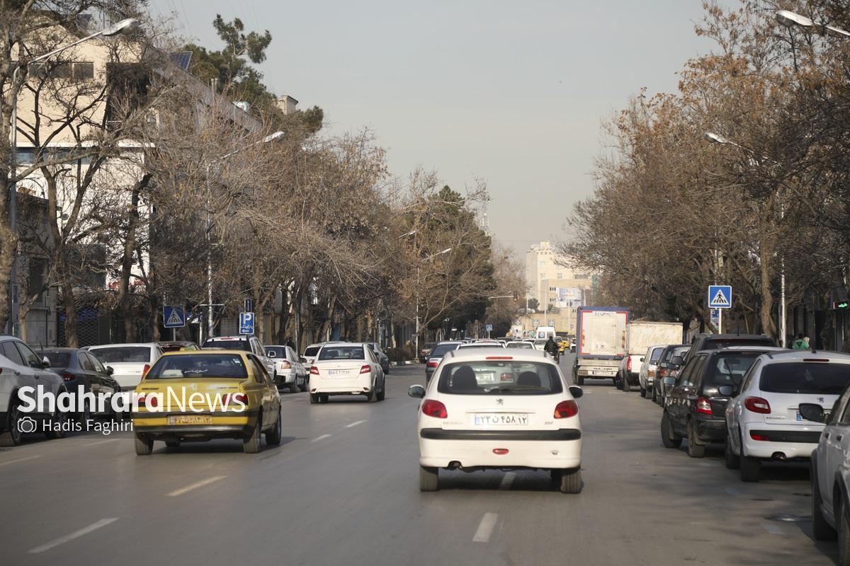 بنابر اعلام مدیر کل حفاظت محیط زیست خراسان رضوی، شاخص کیفیت هوای کلانشهر مشهد در سومین روز اردیبهشت ماه در مرز ورود به شرایط «ناسالم» برای تنفس شهروندان قرار دارد.
