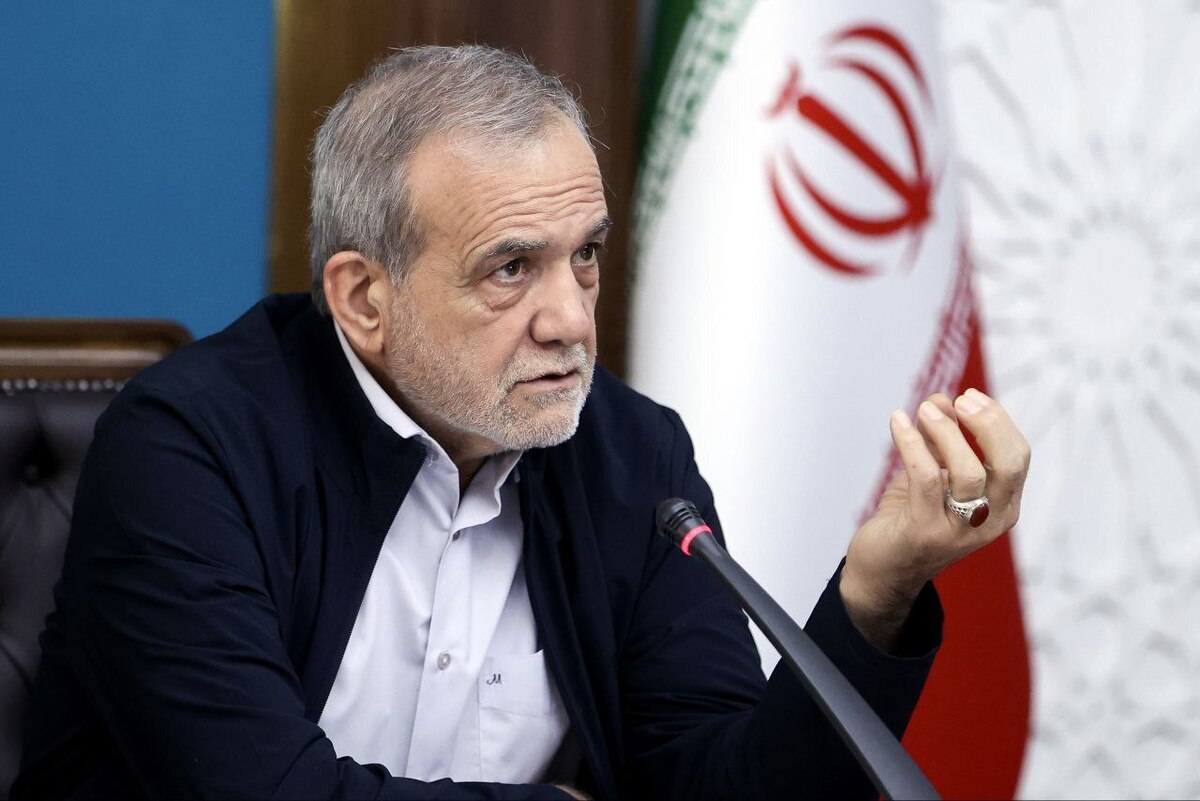 رئیس جمهوری با بیان اینکه ما در دولت مصمم هستیم که به مدارس برسیم، اعلام کرد که نگاه و رفتار جدید را باید به مدارس منتقل کنیم. 