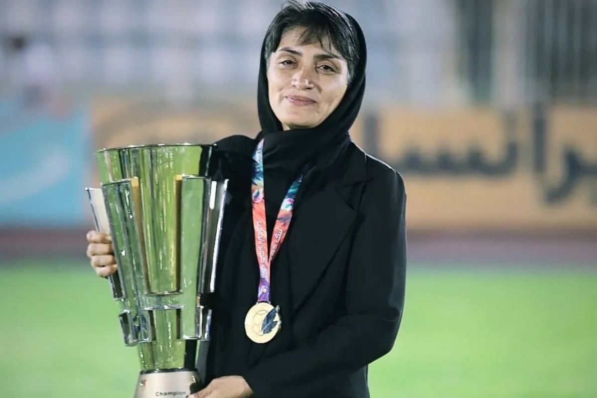 سرمربی تیم خاتون بم به عنوان سرمربی جدید تیم ملی فوتبال زنان ایران انتخاب شد.
