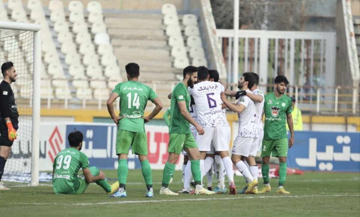 چک بازیکنان ذوب آهن برگشت خورد