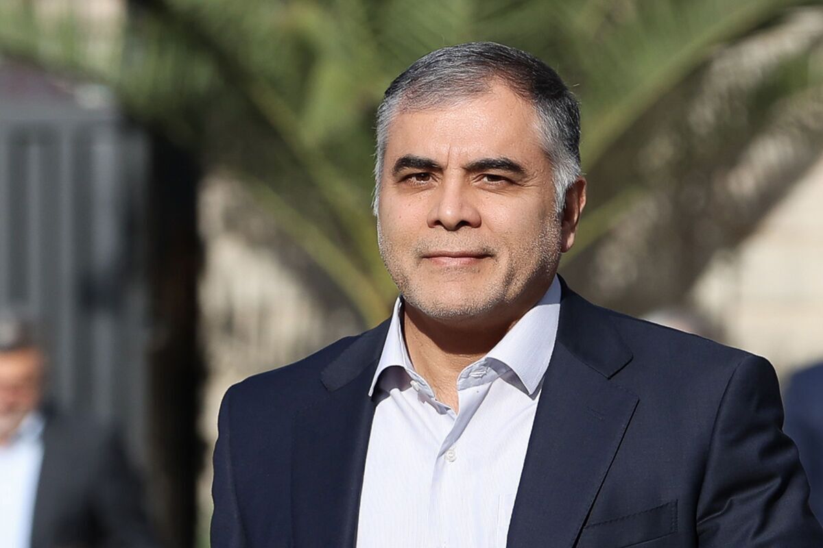 محسن پاک‌نژاد وزیر نفت و رئیس طرف ایرانی کمیسیون مشترک همکاری‌های اقتصادی جمهوری اسلامی ایران و فدراسیون روسیه ظهر پنجشنبه چهارم اردیبهشت‌ ۱۴۰۴ با هدف شرکت در هجدهمین نشست این کمیسیون و دیدار و رایزنی با مقامات روسی وارد مسکو شد.