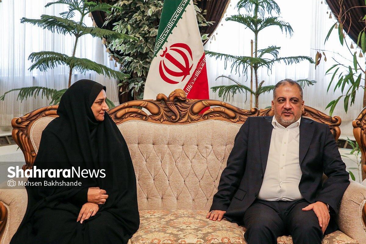 وزیر ورزش عراق با استقبال مسئولان ورزشی خراسان رضوی وارد مشهد شد.