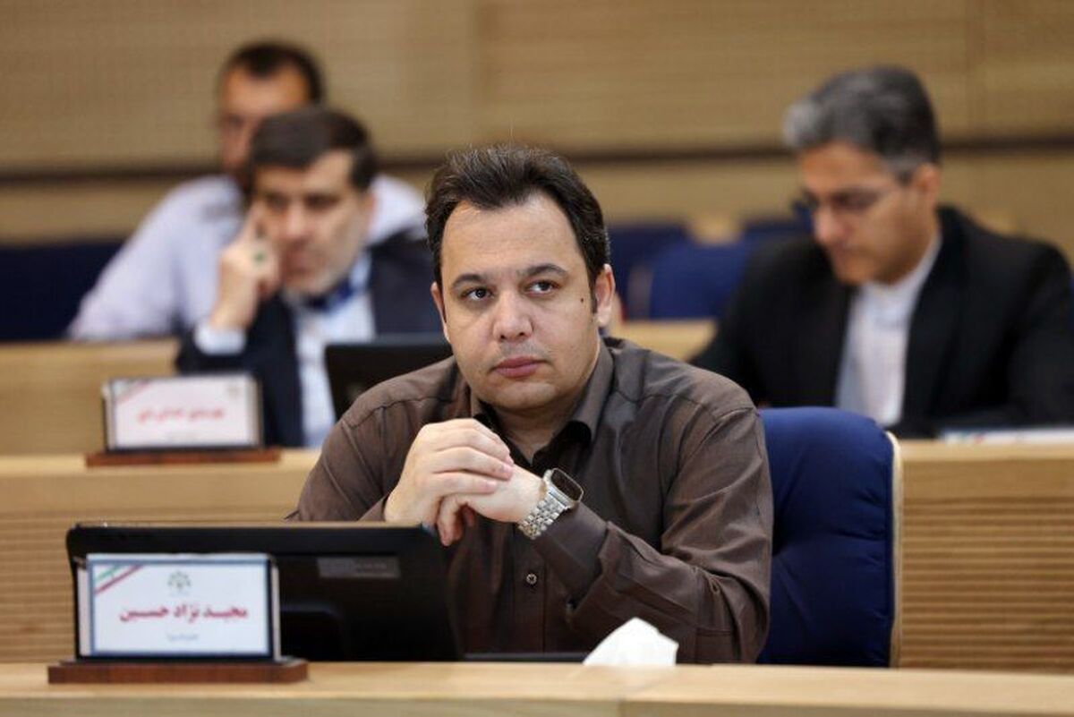 رئیس کمیسیون عمران، حمل‌ونقل و ترافیک شورای اسلامی شهر مشهدمقدس گفت: تمرکز اصلی کمیسیون بر توسعه حمل‌ونقل عمومی و تکمیل پروژه‌های نیمه‌تمام شهری بود و از تعریف پروژه‌های جدید خودداری شد.