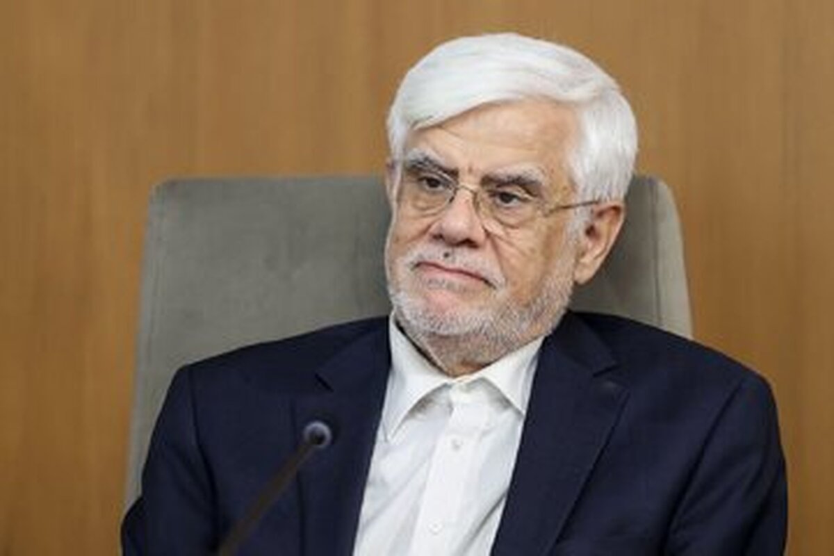 معاون اول رئیس‌جمهور در صفحه اینستاگرام خود ضمن روایتی از جلسه اخیرش با جمعی از فارغ التحصیلان دانشگاه های معتبر دنیا که در خصوص ناترازی ها برگزار شده بود، خاطره ای از بازگشتش از دانشگاه استنفورد آمریکا به ایران همراه با عکسی از زمان تحصیلش منتشر کرد.
